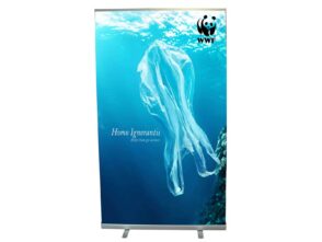 Wide pull-up banner